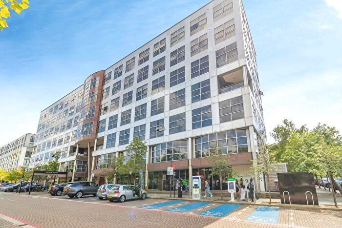 1 Bedroom Flat For Sale In Silbury Boulevard, Milton Keynes, Buckinghamshire, MK9