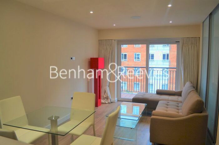 1 Bedroom Flat To Rent In Boulevard Drive, Colindale NW9