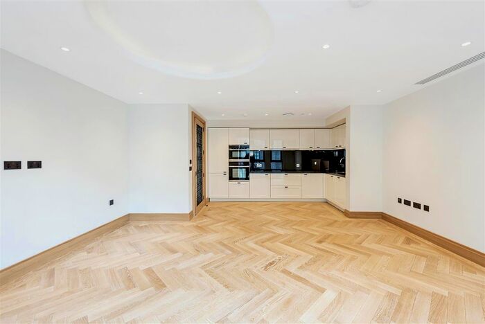 2 Bedroom Flat To Rent In Abell House, John Islip Street, Westminster, London, SW1P