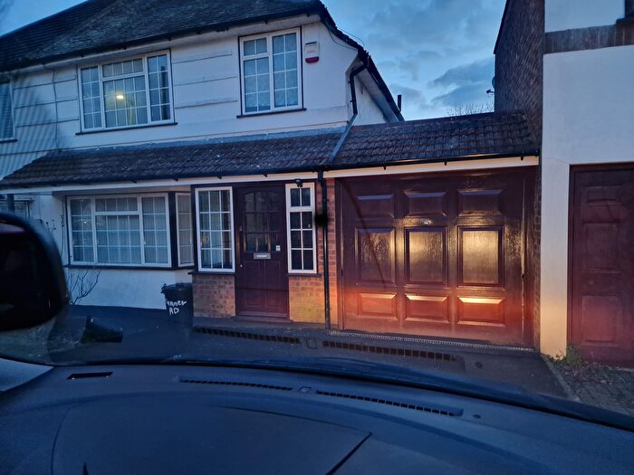 2 Bedroom Semi Detached House To Rent In Pinner Road, Northwood, HA6