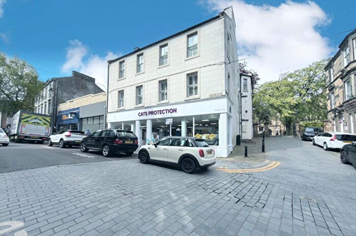 2 Bedroom Flat For Sale In Flat, Kirk Wynd, Falkirk, FK1