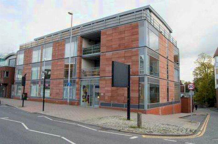 2 Bedroom Apartment To Rent In Alexandra Court Dee Lane, Chester CH3