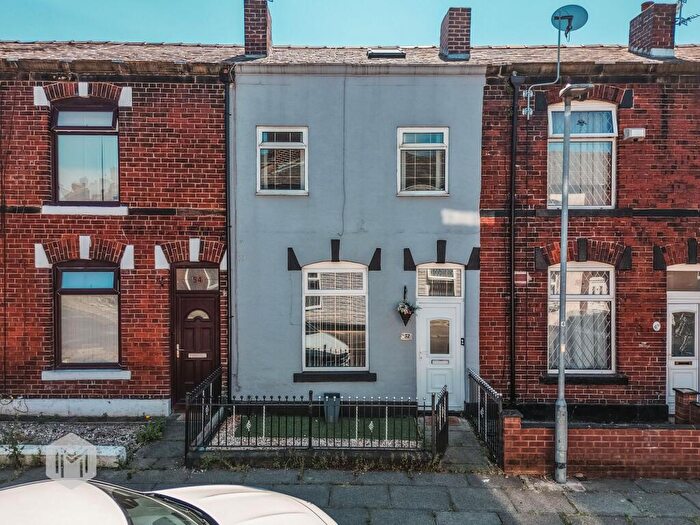 2 Bedroom Terraced House For Sale In Brookshaw Street, Bury, BL9