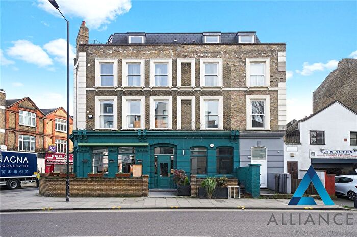 1 Bedroom Flat To Rent In Clarence Road, London, E5