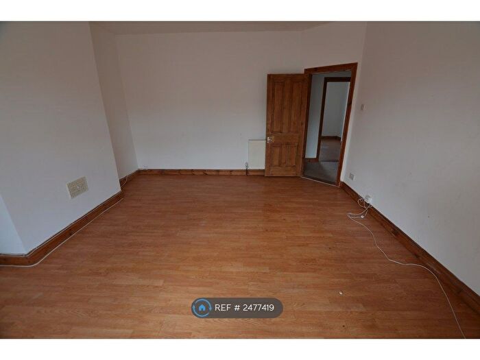 2 Bedroom Flat To Rent In Shadwell Road, Portsmouth, PO2