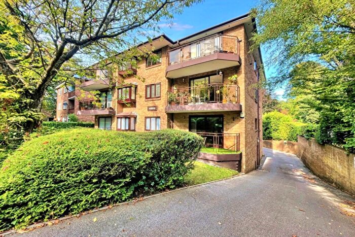 2 Bedroom Flat For Sale In Bournemouth, BH12