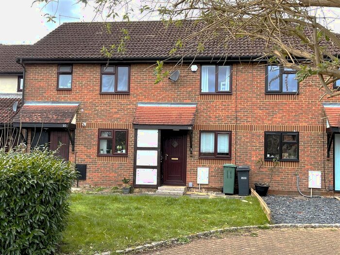 2 Bedroom Terraced House To Rent In Hilton Court, Horley, RH6
