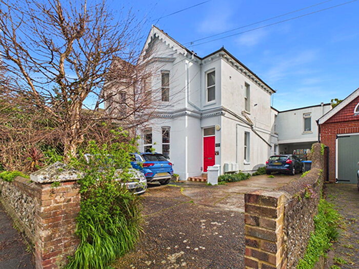 1 Bedroom Flat For Sale In Tower Road, Worthing, BN11