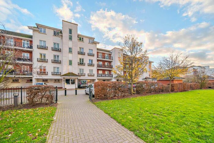 1 Bedroom Flat To Rent In Chantry Close, Abbey Wood, London, SE2