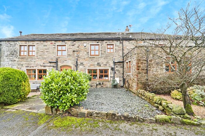 3 Bedroom Character Property For Sale In Long Causeway, Denholme, Bradford, BD13