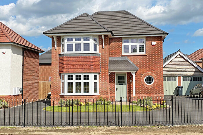 3 Bedroom Detached House To Rent In Sanders Walk, Harrogate, HG1