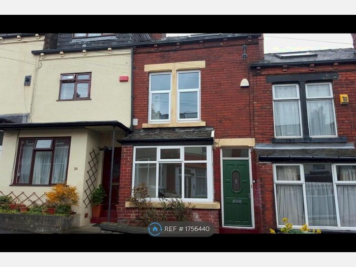 3 Bedroom Terraced House To Rent In Hawksworth Grove, Leeds, LS5