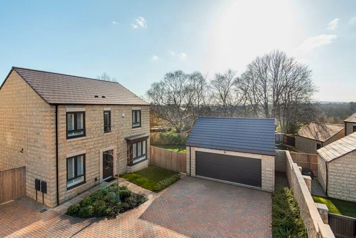 4 Bedroom Detached House To Rent In Aster Way, Harrogate, HG3