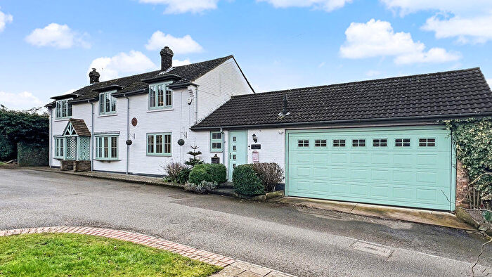 4 Bedroom Detached House For Sale In New Row, Messingham, DN17