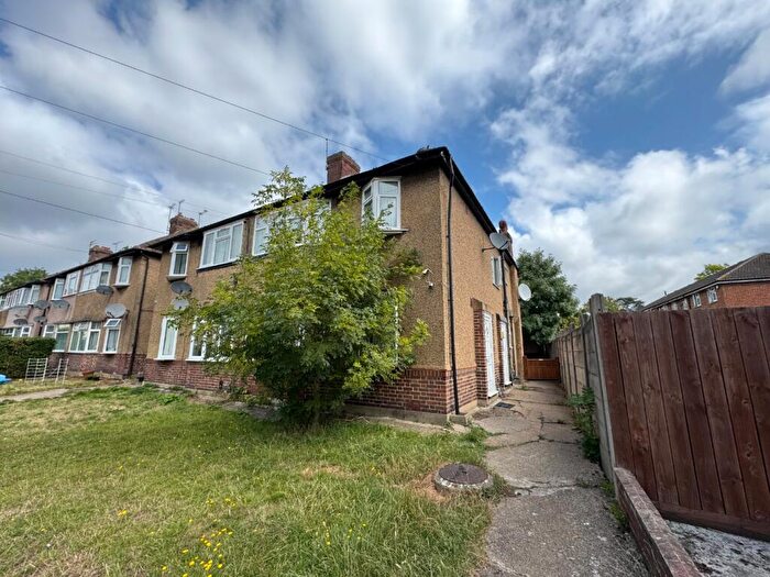 2 Bedroom Maisonette To Rent In Priory Close, Wembley, Greater London, HA0