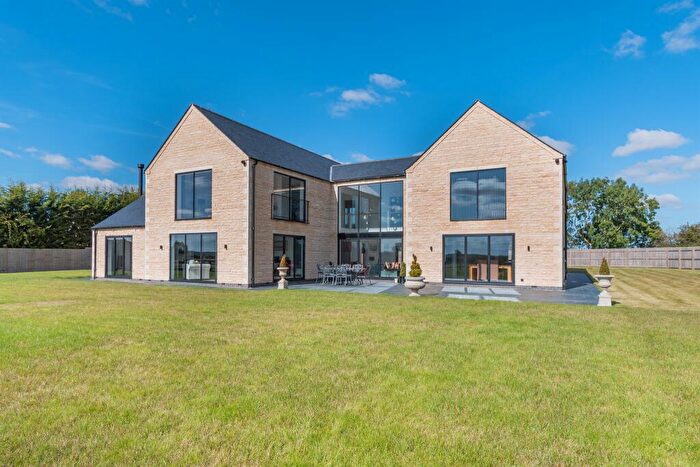 7 Bedroom Detached House For Sale In Keisby Road, Lenton, Grantham, NG33