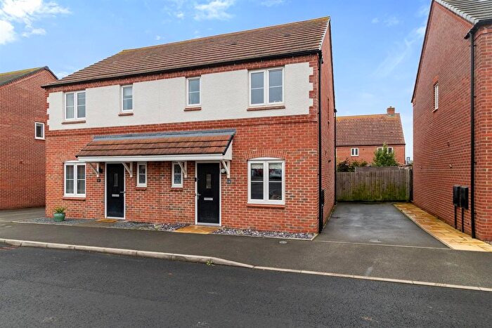 3 Bedroom Semi-Detached House For Sale In Norway Close, Leigh Sinton, Malvern, WR13