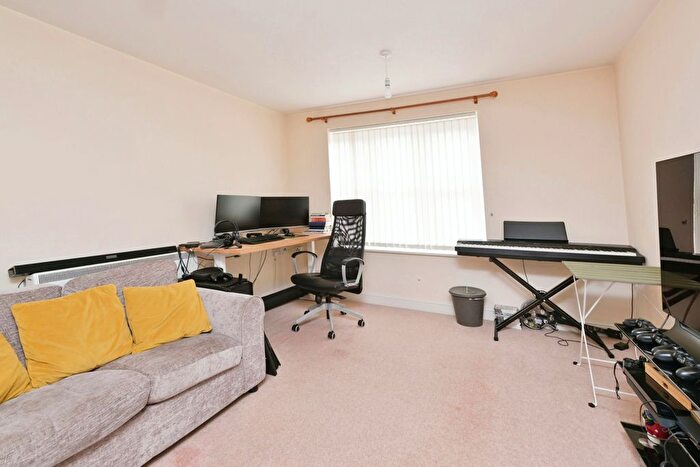 1 Bedroom Flat For Sale In Braunston Close, Northampton, Northamptonshire, NN4