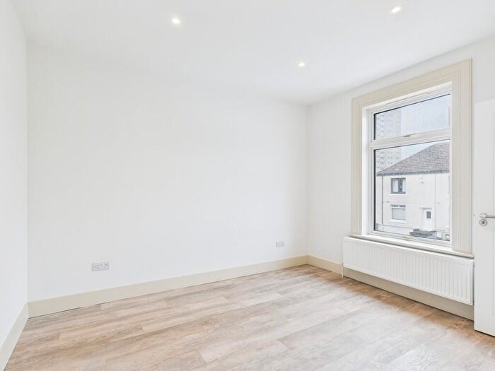 2 Bedroom Apartment To Rent In Baldric Road, Knightswood, Glasgow, G13