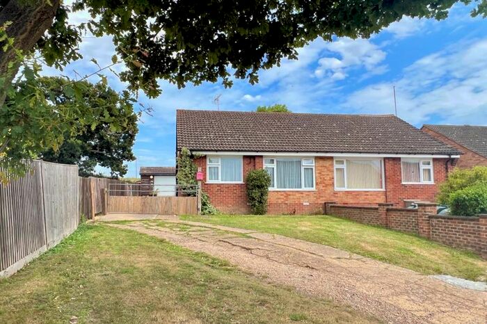 3 Bedroom Semi-Detached Bungalow For Sale In Willow Drive, Hamstreet, Ashford, TN26