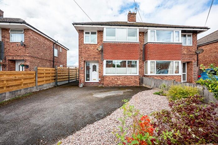 3 Bedroom Semi-Detached House For Sale In Sidney Avenue, PR4