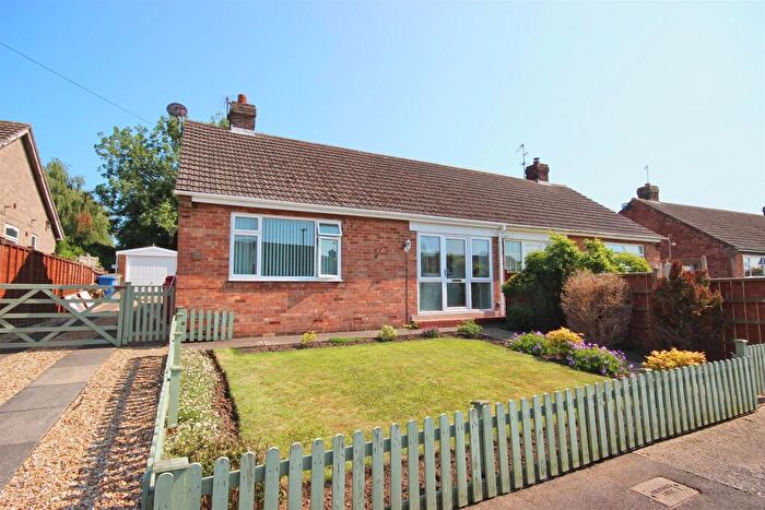 2 Bedroom Semi-Detached Bungalow For Sale In St. Albans Close, Withernwick, HU11