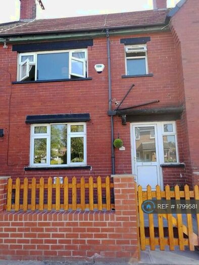 2 Bedroom Terraced House To Rent In Park Lane, Royton, OL2