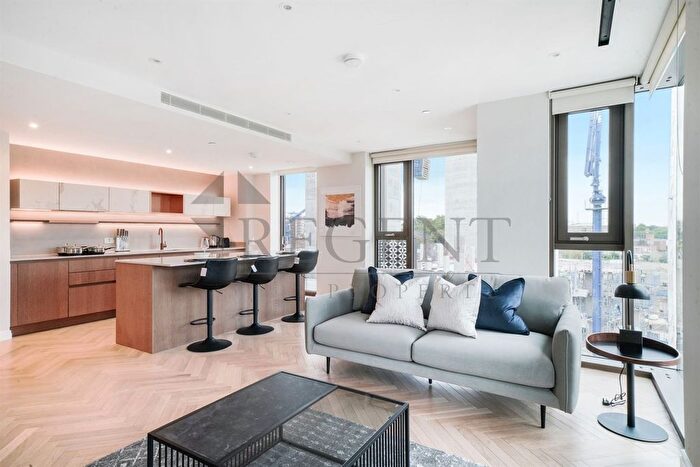 2 Bedroom Flat To Rent In Saxon House, Parkland Walk, SW6