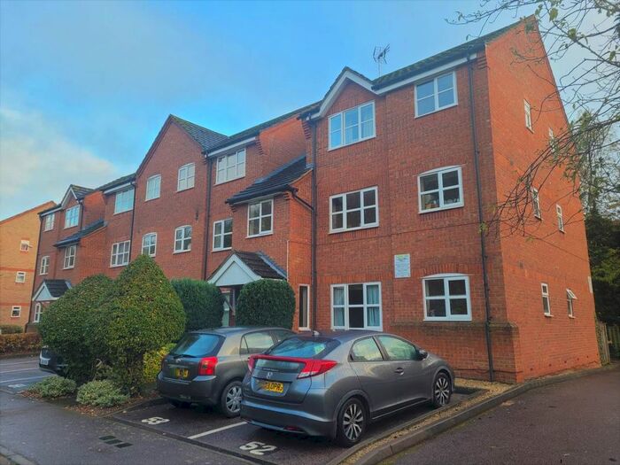 2 Bedroom Flat To Rent In Hilda Wharf, Aylesbury HP20