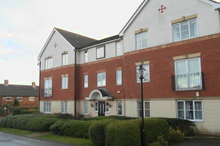 2 Bedroom Flat To Rent In Victoria Court, Stanks, Leeds LS15