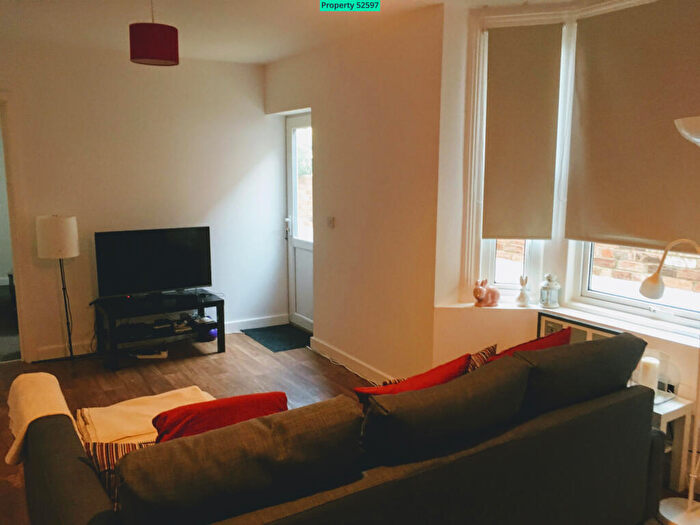 2 Bedroom Flat To Rent In Stanley Street, Bedford, MK41