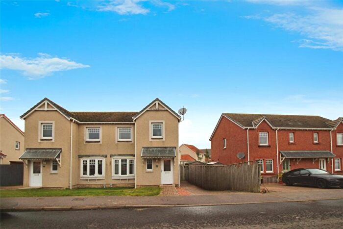 3 Bedroom Semi-Detached House To Rent In Dunlin Crescent, Montrose, Angus, DD10