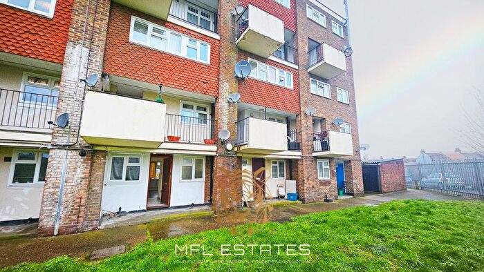 Studio For Sale In Wisbeach Road, Croydon, CR0