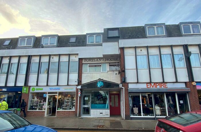 2 Bedroom Apartment To Rent In High Street, Sheerness, ME12