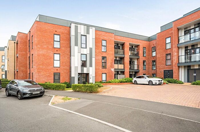 1 Bedroom Flat For Sale In Cashmere Drive, East Anton, Andover, SP11