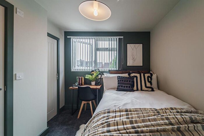 5 Bedroom Terraced House To Rent In Irving Road, Coventry, CV1