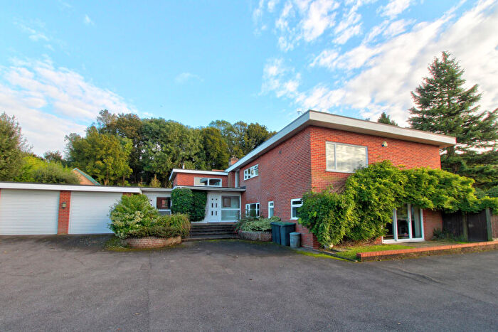5 Bedroom Detached House For Sale In School Road, Coddenham, IP6