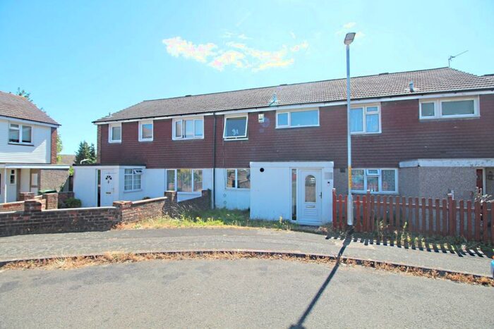 3 Bedroom Terraced House To Rent In Russett Way Swanley, BR8