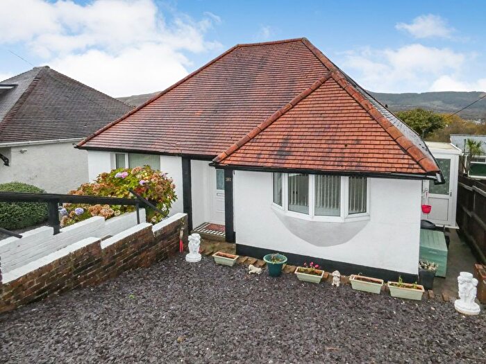3 Bedroom Detached House For Sale In Fairfield Avenue, Maesteg, CF34