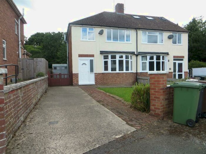 3 Bedroom Semi-Detached House To Rent In Stanley Close, Oxford, OX2