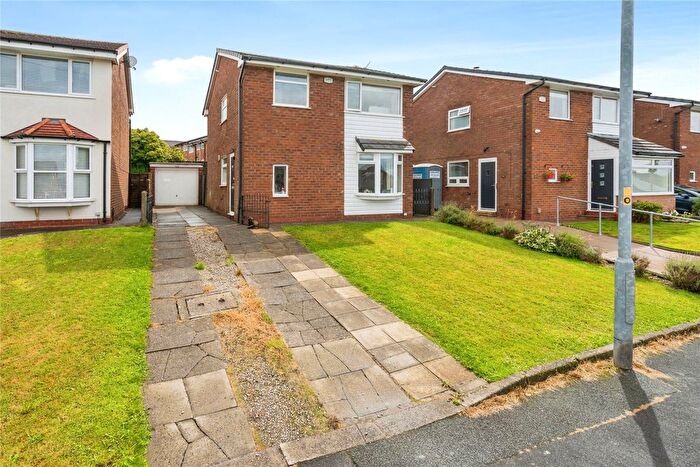 3 Bedroom Detached House For Sale In South Drive, Bolton, Greater Manchester, BL2