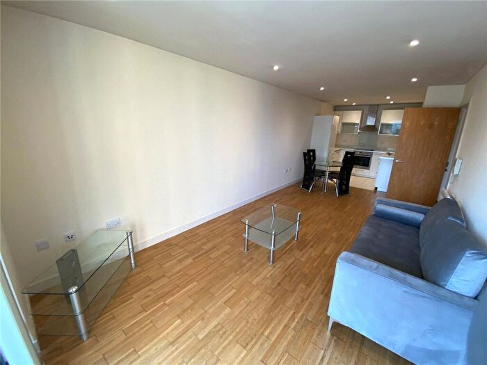 2 Bedroom Apartment To Rent In St Georges Island, Kelso Place, Manchester, M15