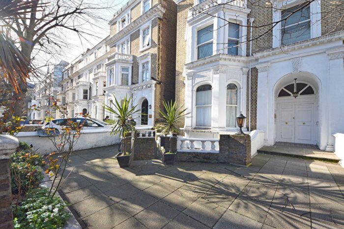 1 Bedroom Terraced House To Rent In Redcliffe Gardens, London, SW10