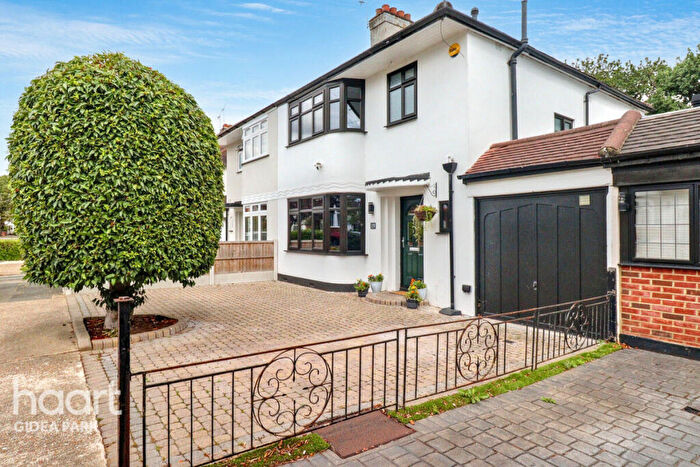 3 Bedroom Semi-Detached House For Sale In Netherpark Drive, Gidea Park, RM2