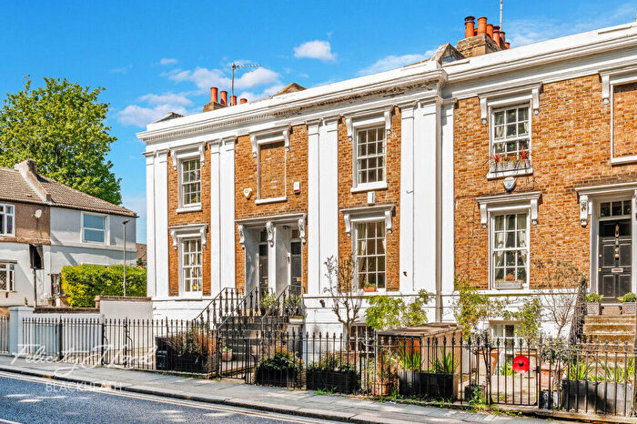 3 Bedroom Terraced House For Sale In Hillreach, Woolwich, SE18