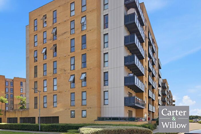 3 Bedroom Flat To Rent In Sandy House, Sackett Road, Barking, IG11