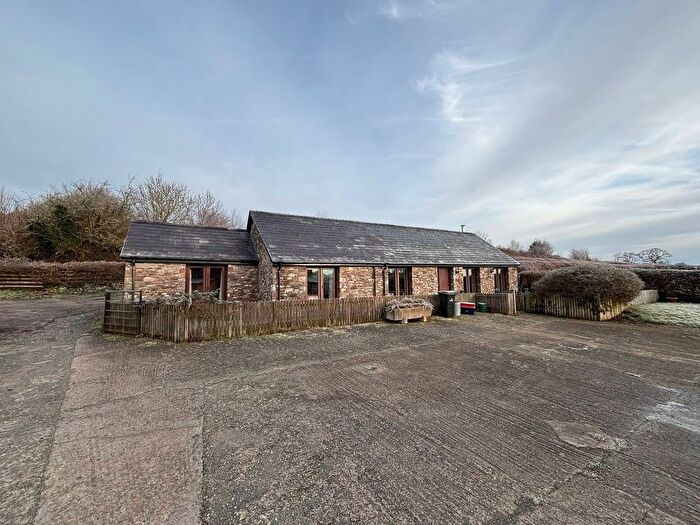 2 Bedroom Property To Rent In Aberyscir, Brecon, LD3