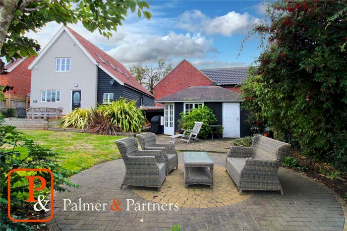 3 Bedroom Detached House For Sale In The Street, Snape, Saxmundham, Suffolk, IP17