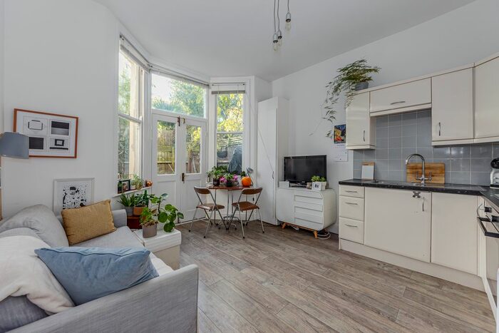 1 Bedroom Flat To Rent In Musgrove Road, London, SE14