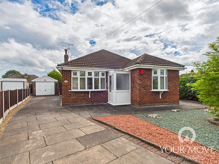 3 Bedroom Bungalow For Sale In Kipling Way, Crewe, Cheshire, CW1